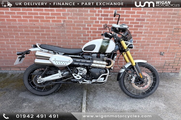 TRIUMPH SCRAMBLER 1200