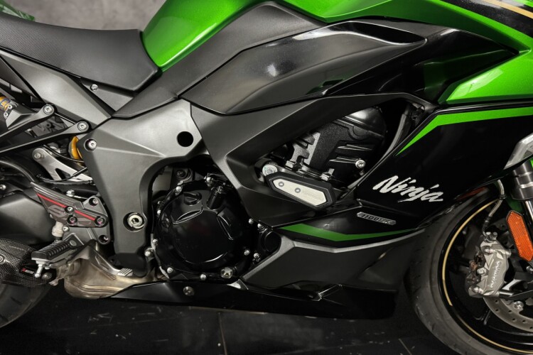 KAWASAKI NINJA 1100 SX SE