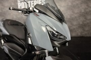 YAMAHA XMAX 300