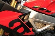 APRILIA TUONO 1100 V4