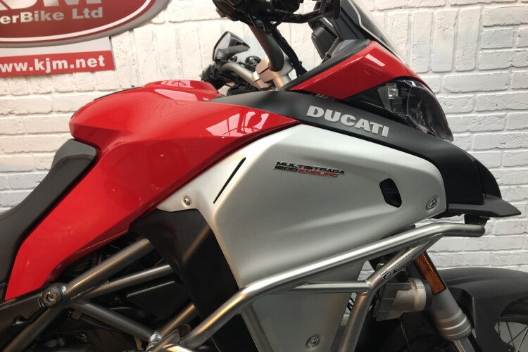 DUCATI MULTISTRADA 1200