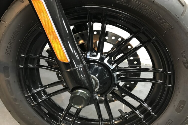 HARLEY-DAVIDSON SPORTSTER