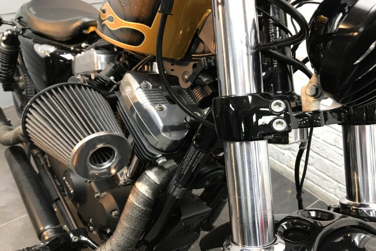 HARLEY-DAVIDSON SPORTSTER