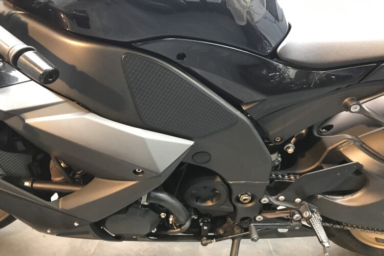 KAWASAKI NINJA ZX-10R