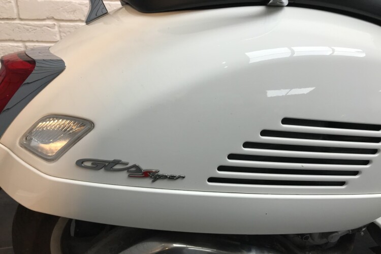 PIAGGIO VESPA GTS