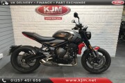 TRIUMPH TRIDENT 660