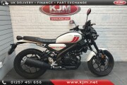 YAMAHA XSR125