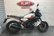YAMAHA XSR125