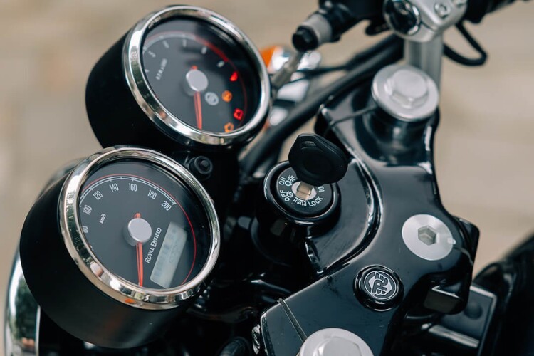 ROYAL ENFIELD CONTINENTAL GT