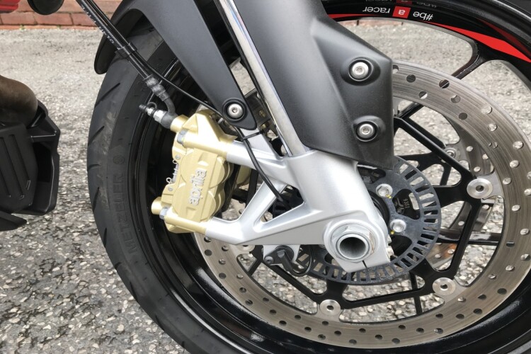 APRILIA DORSODURO 900