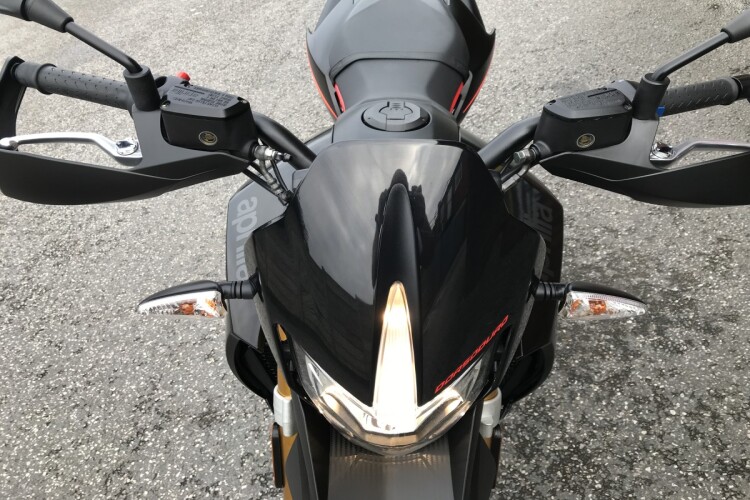 APRILIA DORSODURO 900