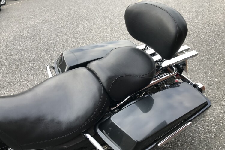 HARLEY-DAVIDSON TOURING