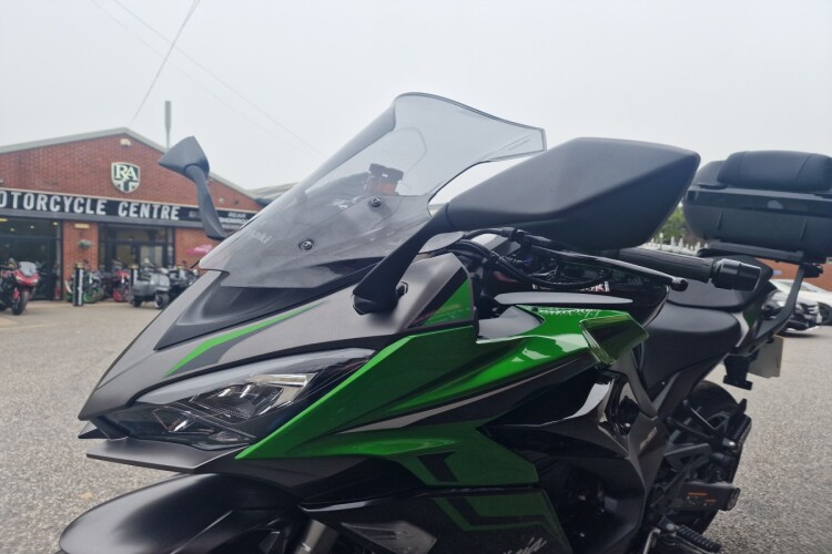 KAWASAKI NINJA 1000SX