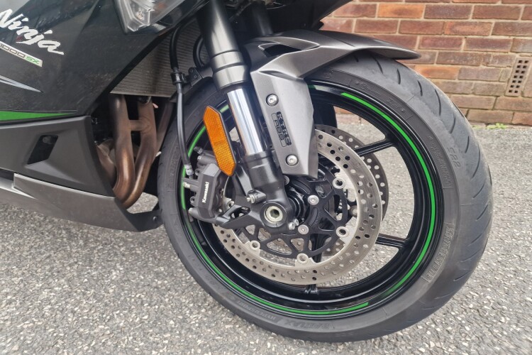 KAWASAKI NINJA 1000SX