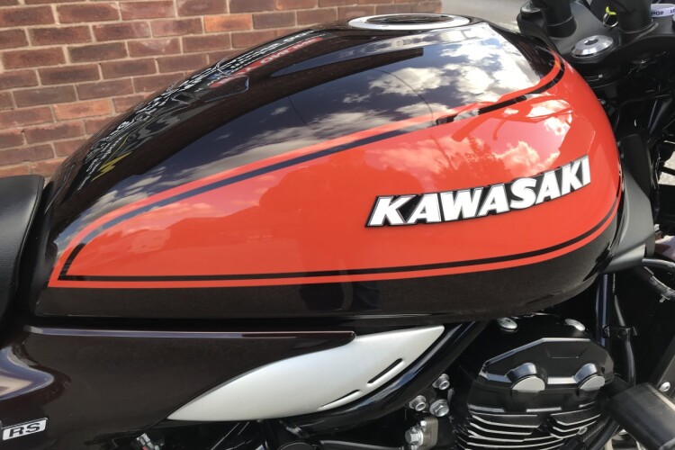 KAWASAKI Z900 RS