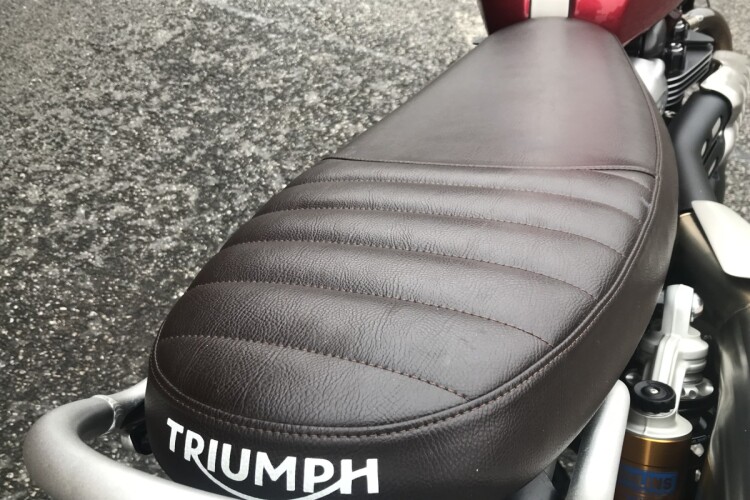 TRIUMPH SCRAMBLER 1200