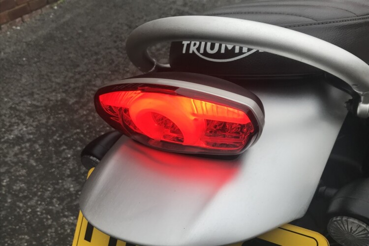 TRIUMPH SCRAMBLER 1200