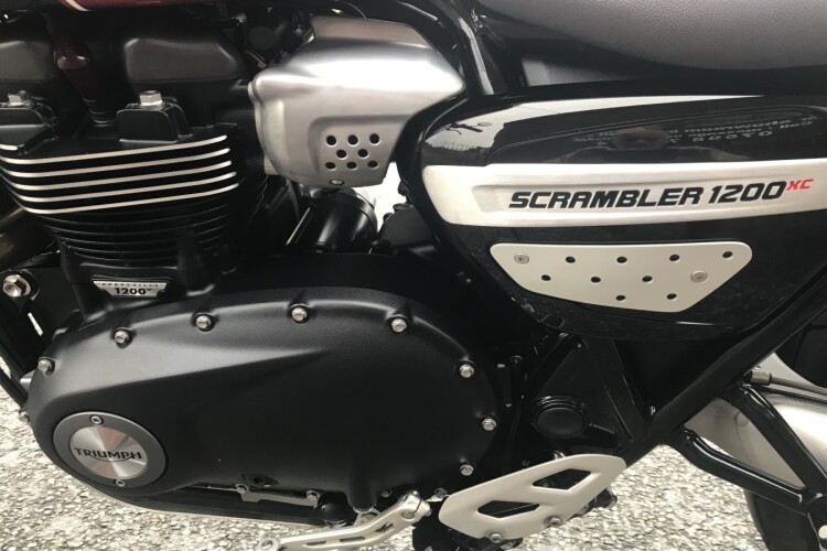 TRIUMPH SCRAMBLER 1200