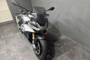 APRILIA TUONO 1100 V4