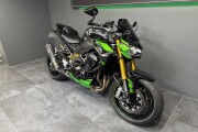 KAWASAKI Z900