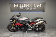 TRIUMPH SPEED TRIPLE 1050
