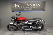 TRIUMPH SPEED TWIN 1200