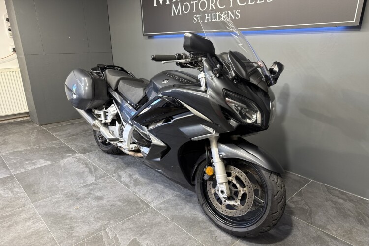 YAMAHA FJR1300