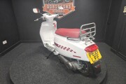 LAMBRETTA V200