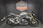 TRIUMPH SPEED TRIPLE 1200