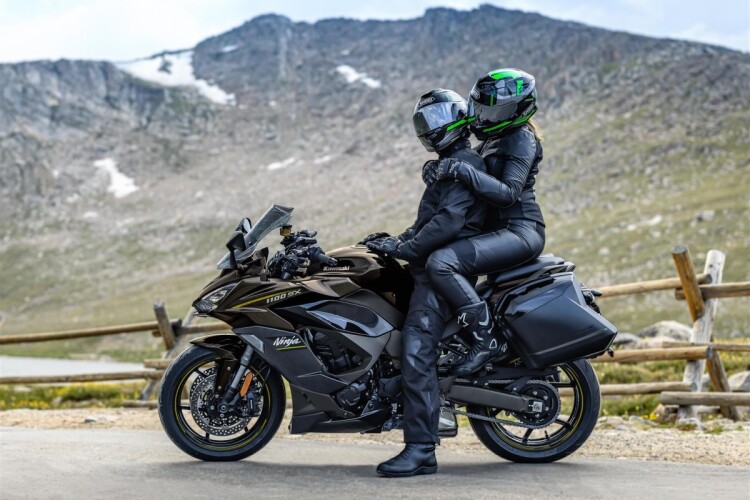 KAWASAKI NINJA 1100SX