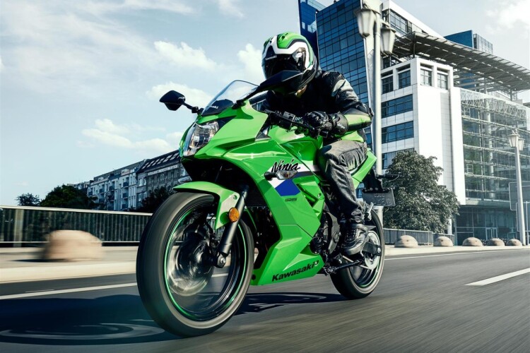 KAWASAKI NINJA 125