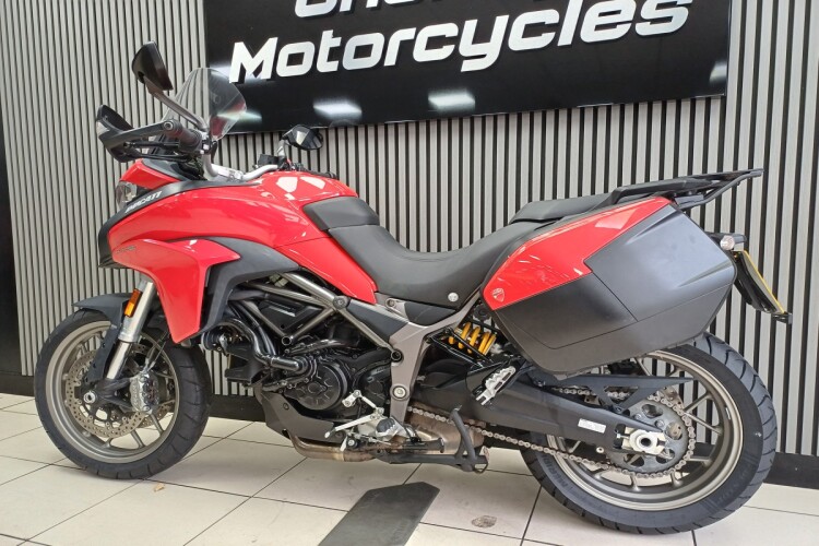 DUCATI MULTISTRADA 950