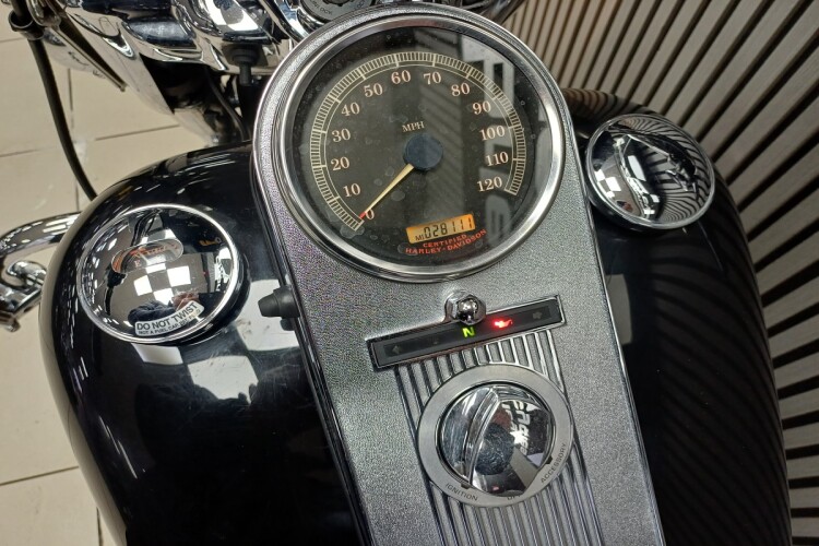 HARLEY-DAVIDSON FXLRS LOW RIDER S