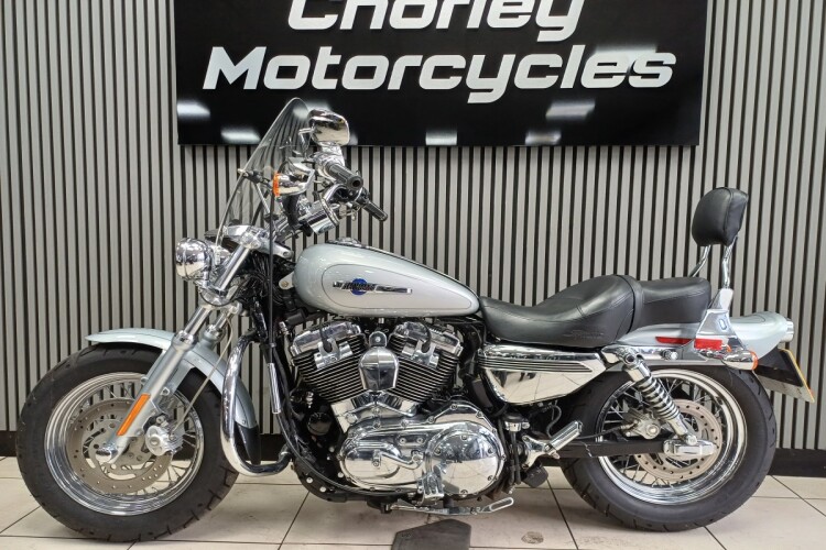 HARLEY-DAVIDSON SPORTSTER