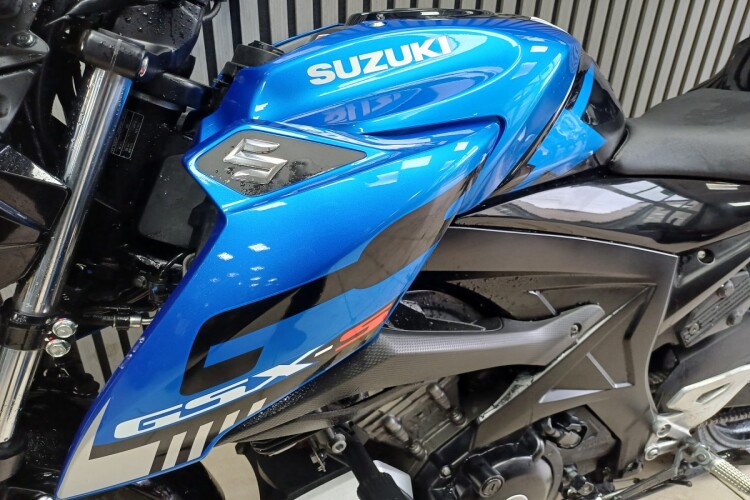 SUZUKI GSX-S125