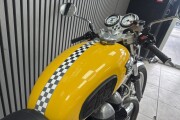 TRIUMPH THRUXTON 865