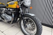 TRIUMPH THRUXTON 865