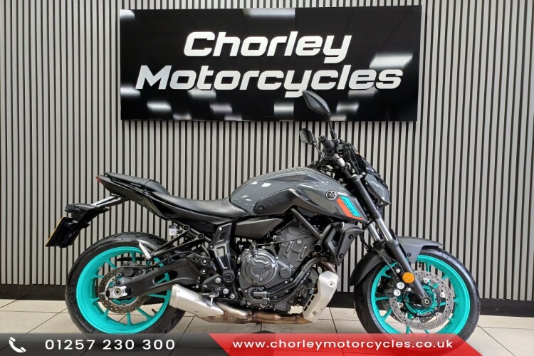 YAMAHA MT-07
