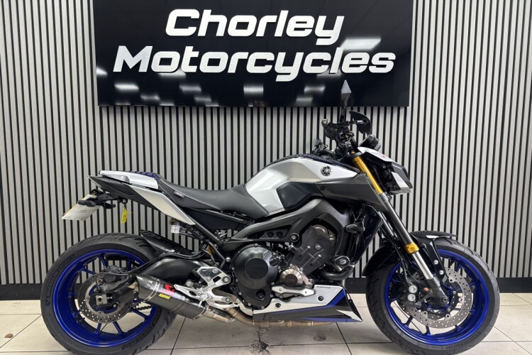 YAMAHA MT-09 SP