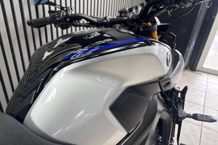 YAMAHA MT-09 SP