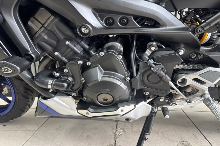 YAMAHA MT-09 SP