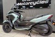 YAMAHA TRICITY 300