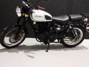 BENELLI IMPERIALE 400 E5