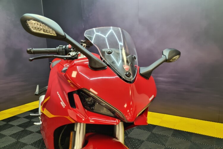 DUCATI SUPERSPORT 950