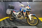 HONDA CRF1000L AFRICA TWIN