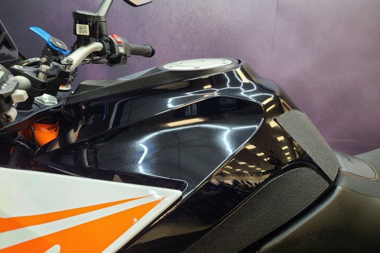 KTM 1290 SUPER DUKE GT