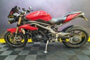 TRIUMPH SPEED TRIPLE 1050