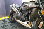 TRIUMPH SPEED TRIPLE 1050