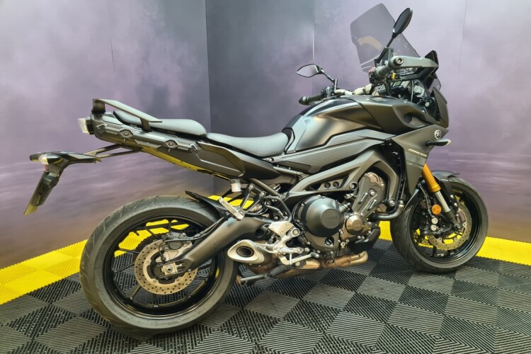 YAMAHA TRACER 900