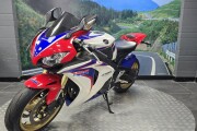 HONDA CBR1000RR FIREBLADE